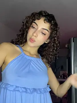 Anne Wyntheris online show from 04/15/26, 11:05