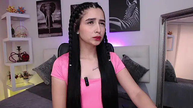 mialiore online show from 12/17/25, 12:44