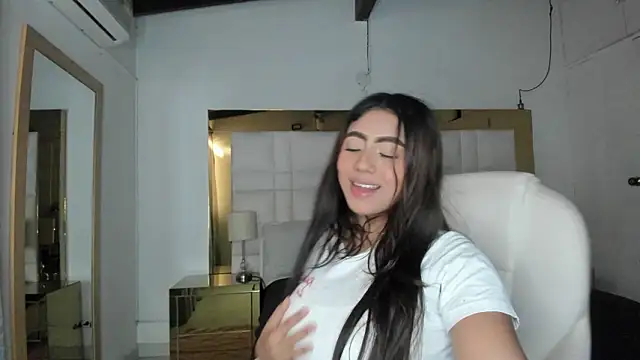 Zoei Moon online show from 02/20/26, 07:03