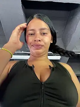 Jennmyller  online show from 04/07/26, 06:19