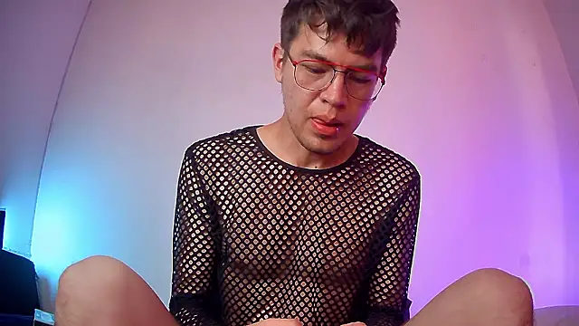 Snapshot of nicolatinboy chatting on 02/25/26, 09:13 nicolatinboy online show from 02/25/26, 09:13