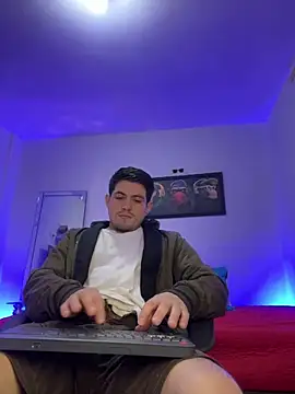 williamsmiiths16 online show from 04/25/26, 12:08