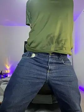 williamsmiiths16 online show from 05/07/26, 11:48