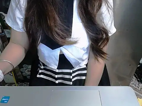 Snapshot of maian_love chatting on 06/21/26, 07:49 maian love online show from 06/21/26, 07:49
