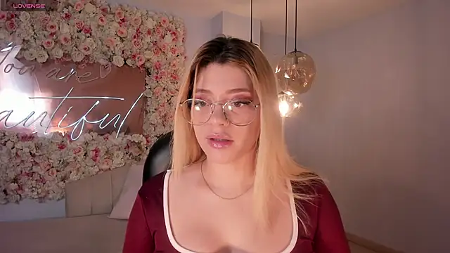 MadisonKane online show from 05/07/26, 11:15