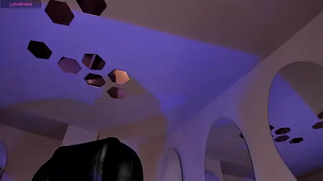 MadisonKane online show from 07/08/26, 11:15