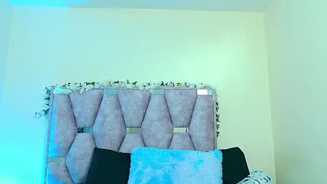 iris and damian online show from 02/01/26, 04:16