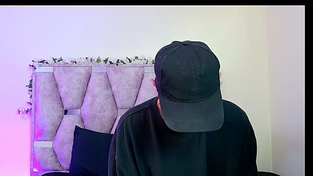 iris and damian online show from 03/05/26, 05:20