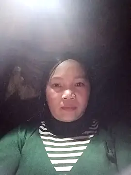 ava-dellght online show from 12/03/25, 09:07