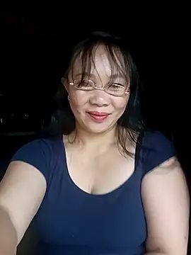 ava-dellght online show from 04/27/26, 12:52