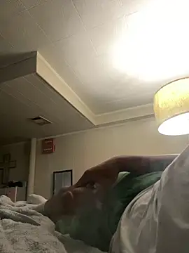 Green556767 online show from 04/05/26, 11:24