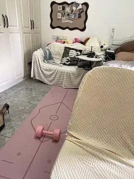 yaqing666 online show from 04/08/26, 02:44