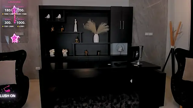 Snapshot of ChloeManson chatting on 12/09/24, 10:52 ChloeManson online show from 12/09/24, 10:52