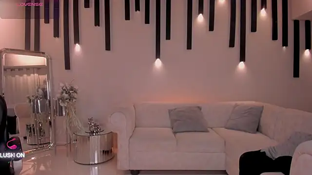 Snapshot of ChloeManson chatting on 02/07/25, 02:50 ChloeManson online show from 02/07/25, 02:50