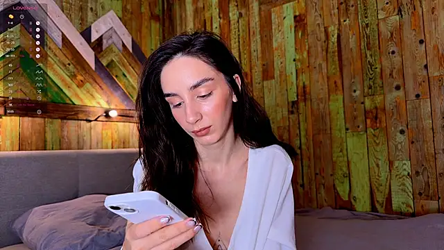 Elizwise online show from 02/12/26, 02:17