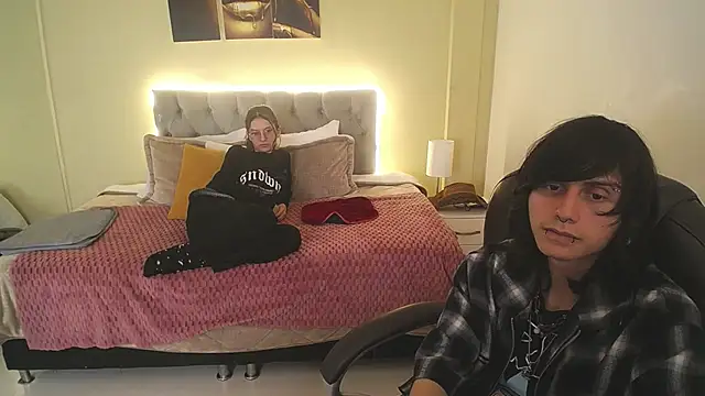 Eros Nyx  online show from 12/20/25, 03:46