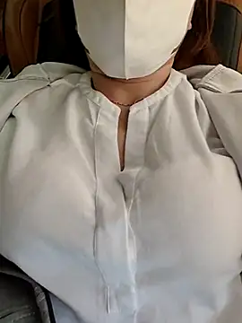 Baby-Linh online show from 04/27/26, 04:54