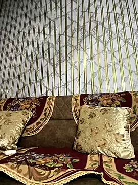 Snapshot of Shanky_HD chatting on 12/19/25, 03:13 Shanky HD online show from 12/19/25, 03:13