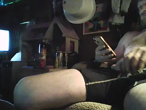 Snapshot of Justblaze69 chatting on 04/16/26, 06:14 Justblaze69 online show from 04/16/26, 06:14