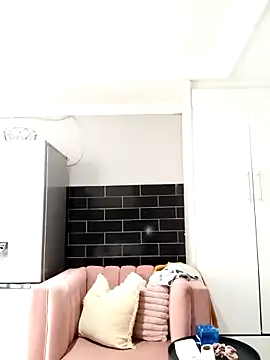 Snapshot of LICKME22TIMES chatting on 12/03/25, 02:26 LICKME22TIMES online show from 12/03/25, 02:26