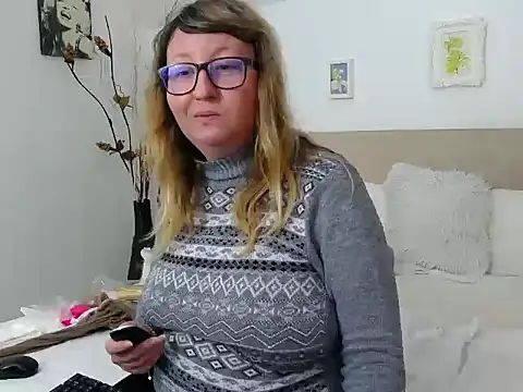 OlgaPavlova online show from 04/18/26, 12:20