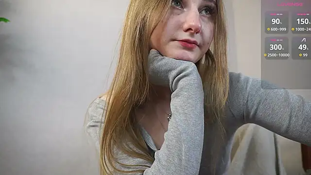 Snapshot of emilka_milka chatting on 02/07/26, 12:31 emilka milka online show from 02/07/26, 12:31