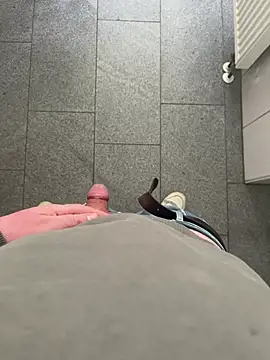 Dodo2223 online show from 01/19/26, 01:04