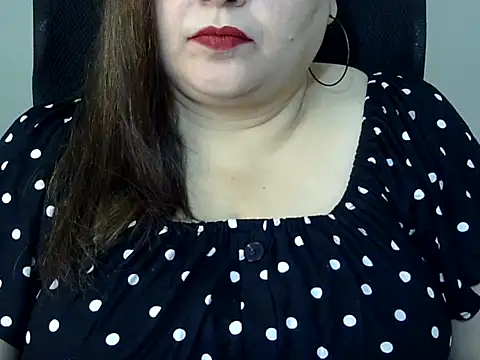 Snapshot of Soniya_Sha chatting on 02/05/26, 07:57 Soniya Sha online show from 02/05/26, 07:57