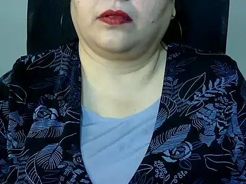 Snapshot of Soniya_Sha chatting on 02/06/26, 08:23 Soniya Sha online show from 02/06/26, 08:23