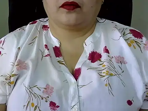 Snapshot of Soniya_Sha chatting on 02/28/26, 06:14 Soniya Sha online show from 02/28/26, 06:14