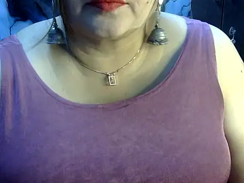 Snapshot of Soniya_Sha chatting on 07/28/26, 05:23 Soniya Sha online show from 07/28/26, 05:23