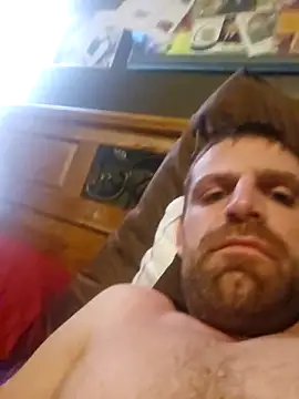 Legtrembler1 online show from 02/12/26, 07:53