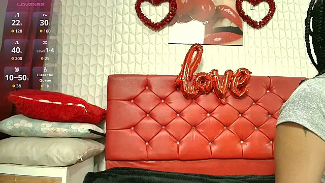 Elizabetth Roman online show from 03/15/26, 08:37