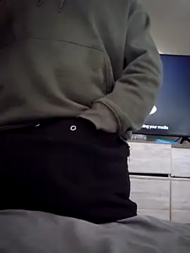 iLOVETRAY96 online show from 02/02/26, 07:34