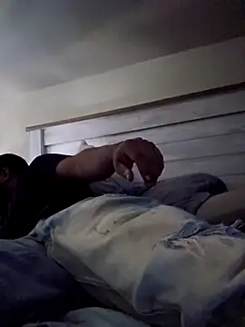 iLOVETRAY96 online show from 03/12/26, 06:47