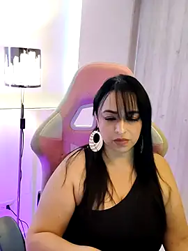 Snapshot of sammy_marin chatting on 12/15/25, 08:24 sammy marin online show from 12/15/25, 08:24