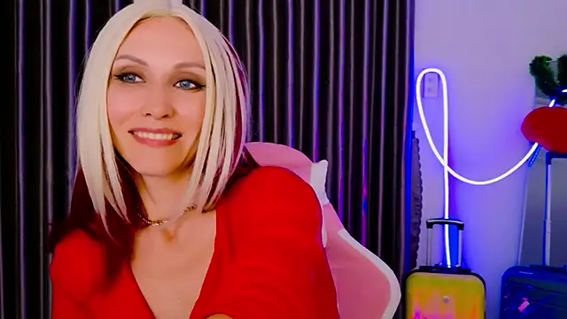 Snapshot of betty_xoxoo chatting on 02/14/26, 11:07 betty xoxoo online show from 02/14/26, 11:07