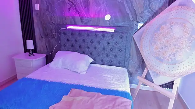 Alicee Stonee  online show from 01/06/26, 07:28