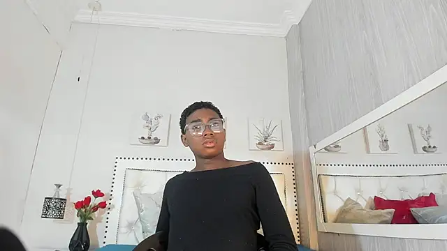 teylor lovee online show from 02/13/26, 08:54