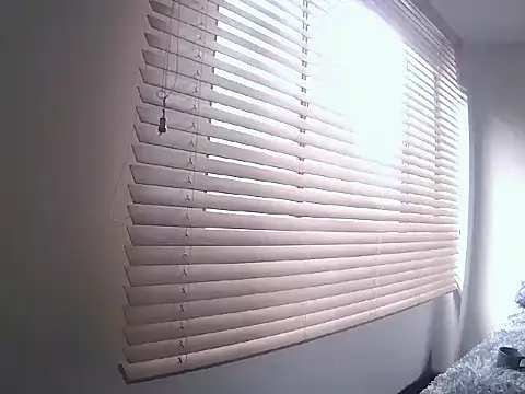 Snapshot of Fernanda_andrew chatting on 02/18/26, 04:03 Fernanda andrew online show from 02/18/26, 04:03