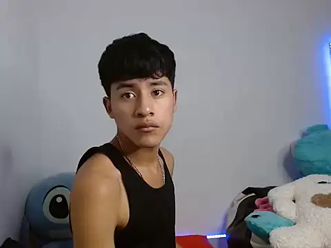 Snapshot of Sebas_Ross04 chatting on 01/08/26, 06:05 Sebas Ross04 online show from 01/08/26, 06:05