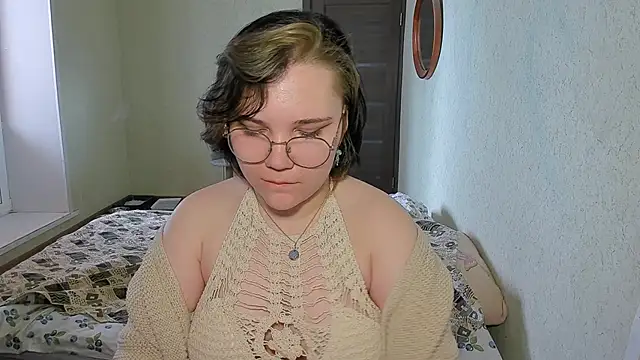 Lily-Violet online show from 03/22/26, 05:44