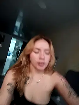 Dollvexia  online show from 12/04/25, 09:45