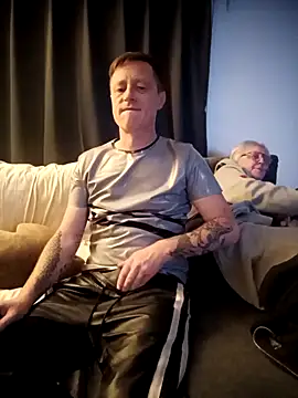 jefflatex45 online show from 04/12/26, 12:37