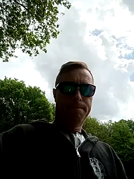 Snapshot of jefflatex45 chatting on 05/07/26, 11:26 jefflatex45 online show from 05/07/26, 11:26