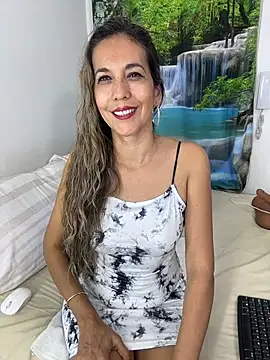 sandrafarrely online show from 02/07/26, 03:54