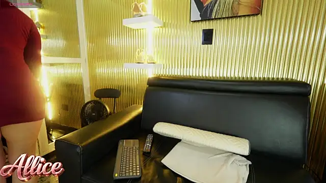 Allice mommy online show from 01/16/26, 07:07