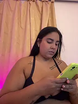 YenthCorona online show from 05/05/26, 03:03