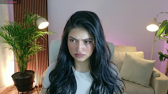 Snapshot of victoria___moon chatting on 02/19/26, 01:07 victoria moon online show from 02/19/26, 01:07