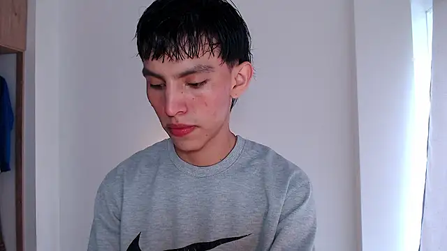 andrew courtzz online show from 01/12/26, 08:36